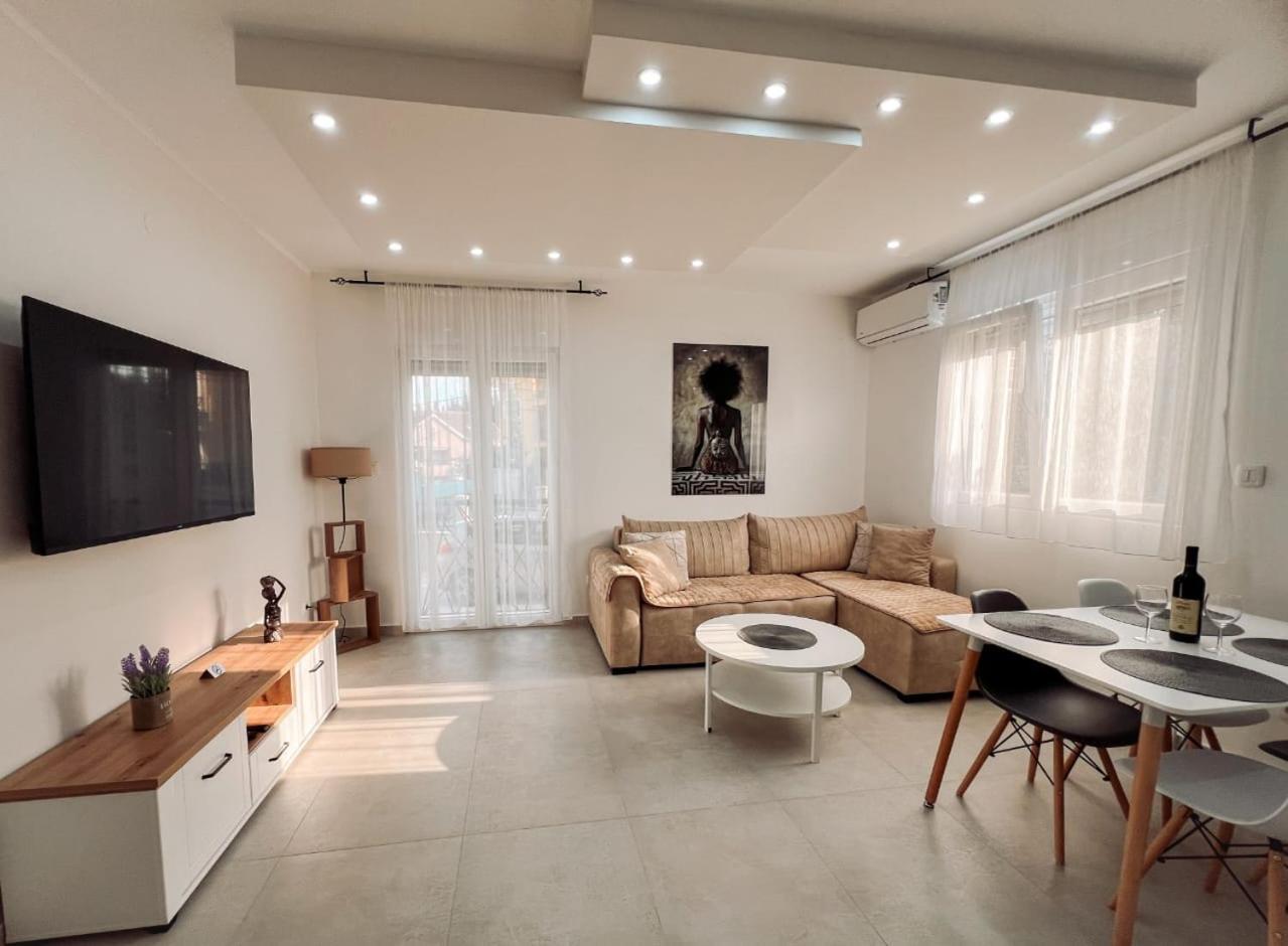 M&N Residence Tivat Exterior photo